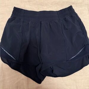 Lululemon Athletica Navy Hotty Hot 2.5